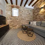 Kokolo Town House بيت ضيافة 3*