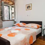 بيت ضيافة Kokolo Town House سبليت
