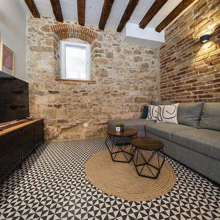 Kokolo Town House Gostinjska kuća 3*