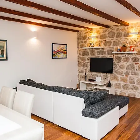Gostinjska kuća Kokolo Town House Split