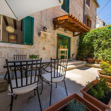 Maison d'hôtes Kokolo Town House Split