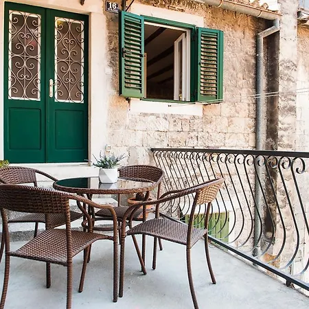 Maison d'hôtes Kokolo Town House Split
