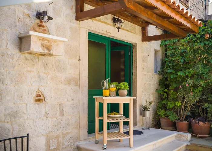 Гостевой дом Kokolo Town House 3*