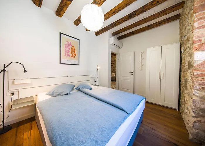 Kokolo Town House 3* Сплит