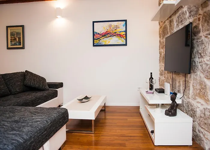 Kokolo Town House Сплит